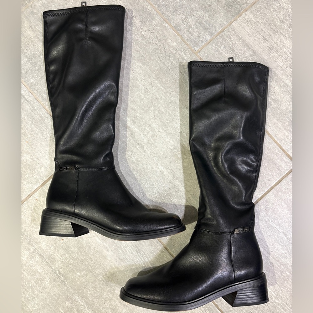 Franco Sarto Black Heeled Boots